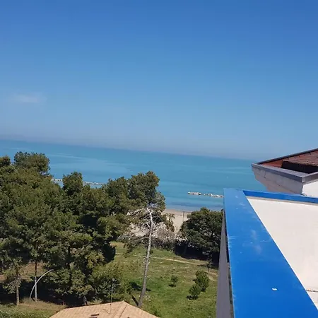 Sea View Attico Mansardato Fronte Mare Apartment Montesilvano
