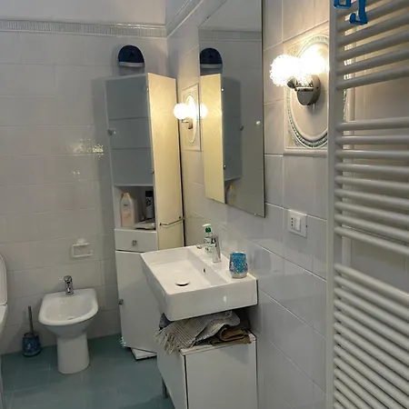 Apartment Sea View Attico Mansardato Fronte Mare *